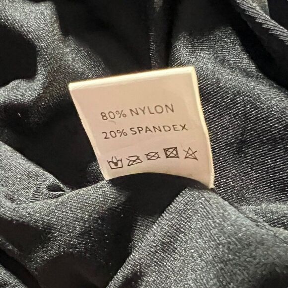 Women's Size Medium Black & Leopard Print One Piece Swimsuit - Picture 8 of 8